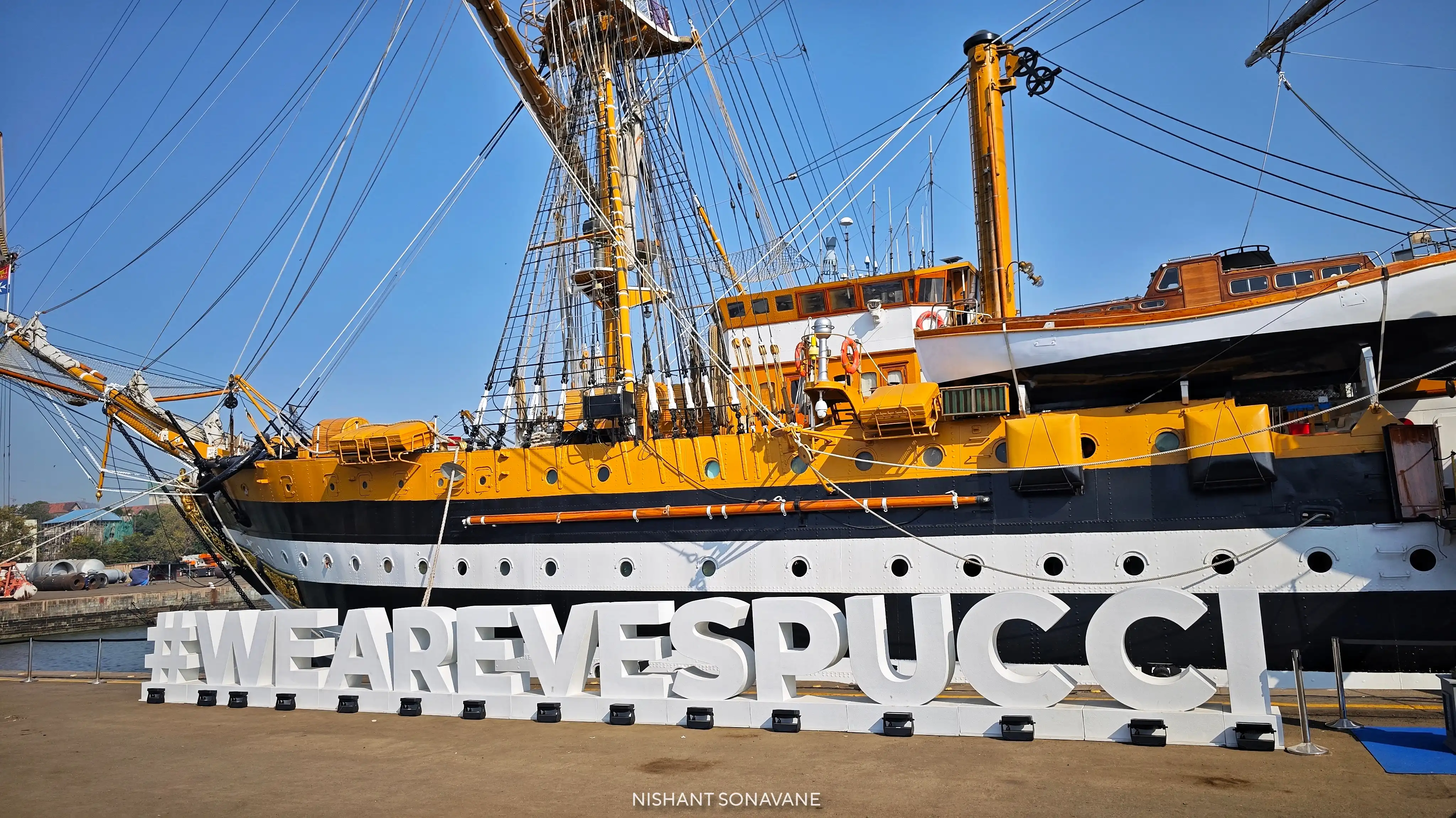 Amerigo Vespucci World Tour photography album cover