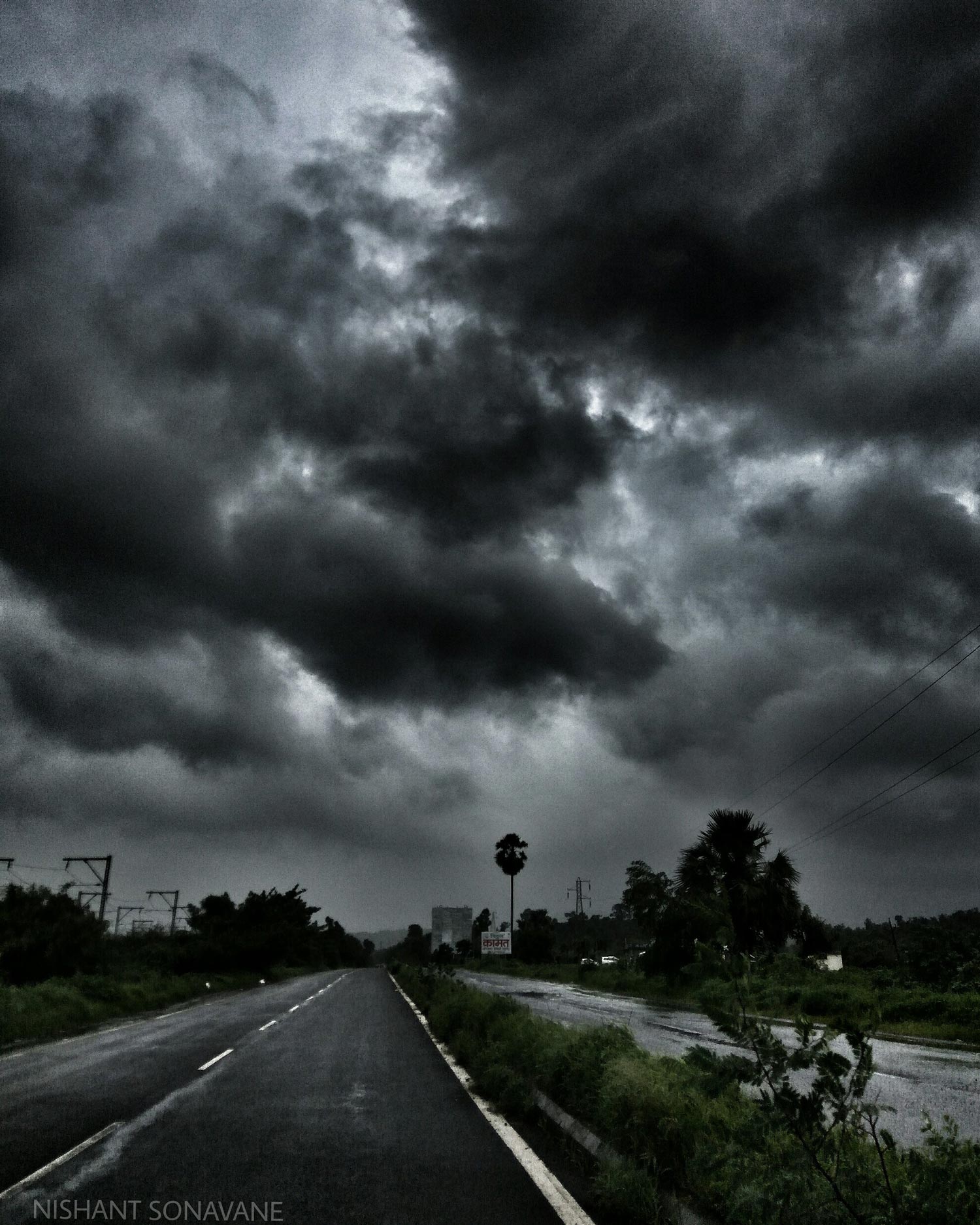 Dramatic road landscape photograph